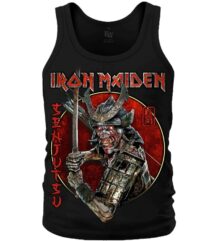 Черен мъжки потник Iron Maiden Senjutsu с предна щампа на Еди Самурай на червен фон