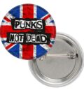 Значка Punk’s Not Dead с английския флаг