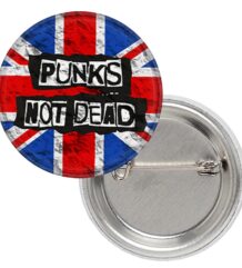 Значка Punk’s Not Dead с английския флаг