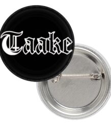 Малка значка на Taake с логото в бяло