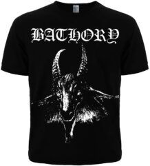 Предна част на черна метъл тениска на Bathory с бял козел и лого