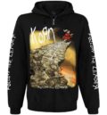 Лице на черен мъжки суичери с цип Korn с голяма щампа Follow the Leader и надписи на ръкавите