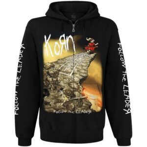 Лице на черен мъжки суичери с цип Korn с голяма щампа Follow the Leader и надписи на ръкавите