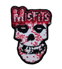 Бродирана пънк нашивка Misfits с бял череп и червено лого