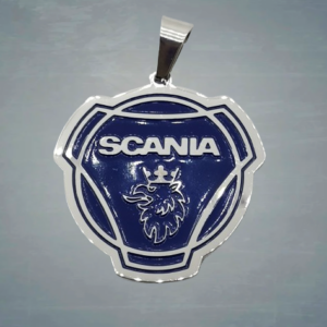 Стоманен медальон Scania с тъмносин фон и релефен грифон от медицинска стомана