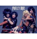 Плакат на бандата Motley Crue в кръв