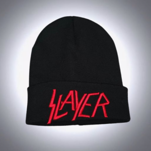 Черна зимна мъжка шапка Slayer с червена 3D бродерия