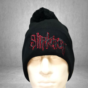 Мъжка зимна шапка Slipknot с помпон и 3D бродерия - Hover Image