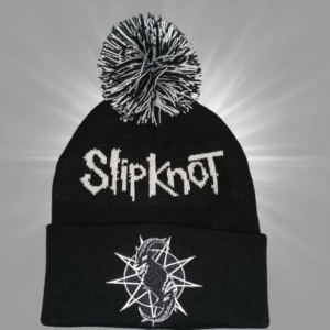 Зимна мъжка шапка Slipknot с черно-сив помпон и бяло лого