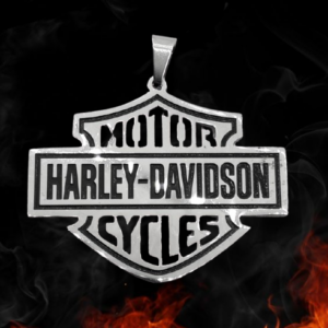 Висулка Harley Davidson от медицинска стомана с рокерски щит