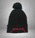 Черна зимна мъжка шапка Metallica с червен бродиран надпис и помпон