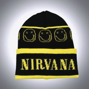 Черна зимна мъжка шапка Nirvana с жълт надпис и усмихнати лица