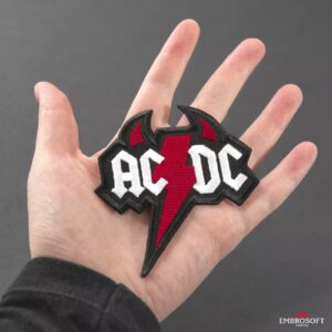 Рок нашивка AC/DC – бродирана емблема с дяволски рога - Hover Image
