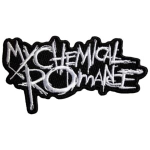 Малка черна нашивка My Chemical Romance с бяло лого тип разлята боя