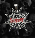 Медальон с пентаграмата на Slipknot