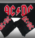 Черен зимен шал AC/DC с голямо червено-бяло лого и черни ресни в краищата