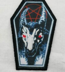 Бродирана метъл нашивка Bathory с козел и червен пентаграм