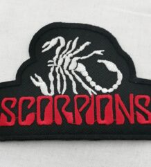 Нашивка Scorpions Logo с бял скорпион и червен надпис