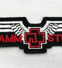 Метъл нашивка Rammstein Logo Red везана