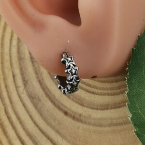 Сребриста обеца халка със звезден релеф от стомана - Hover Image