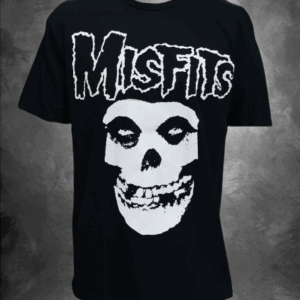 Черна тениска Misfits с голяма бяла щампа на черепа "Fiend Skull" и логото на групата.