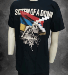 Черна тениска System Of A Down с пикселизиран череп, арменско знаме и надпис "Protect The Land"