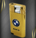 Златна запалка с логото на BMW.