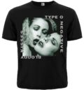 Предна част на черна метъл тениска Type O Negative с обложката на албума Bloody Kisses