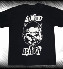 Черна тениска с щампа с логото на Acid Bath.