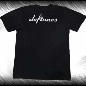 Метъл тениска Deftones с череп в синьо и червено - Hover Image