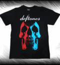 Лице на оригинална метъл тениска на Deftones с череп в червено и синьо